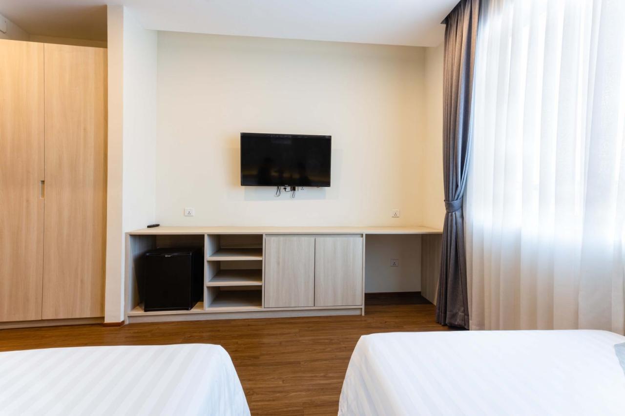 Joli Hotel 프놈펜 외부 사진