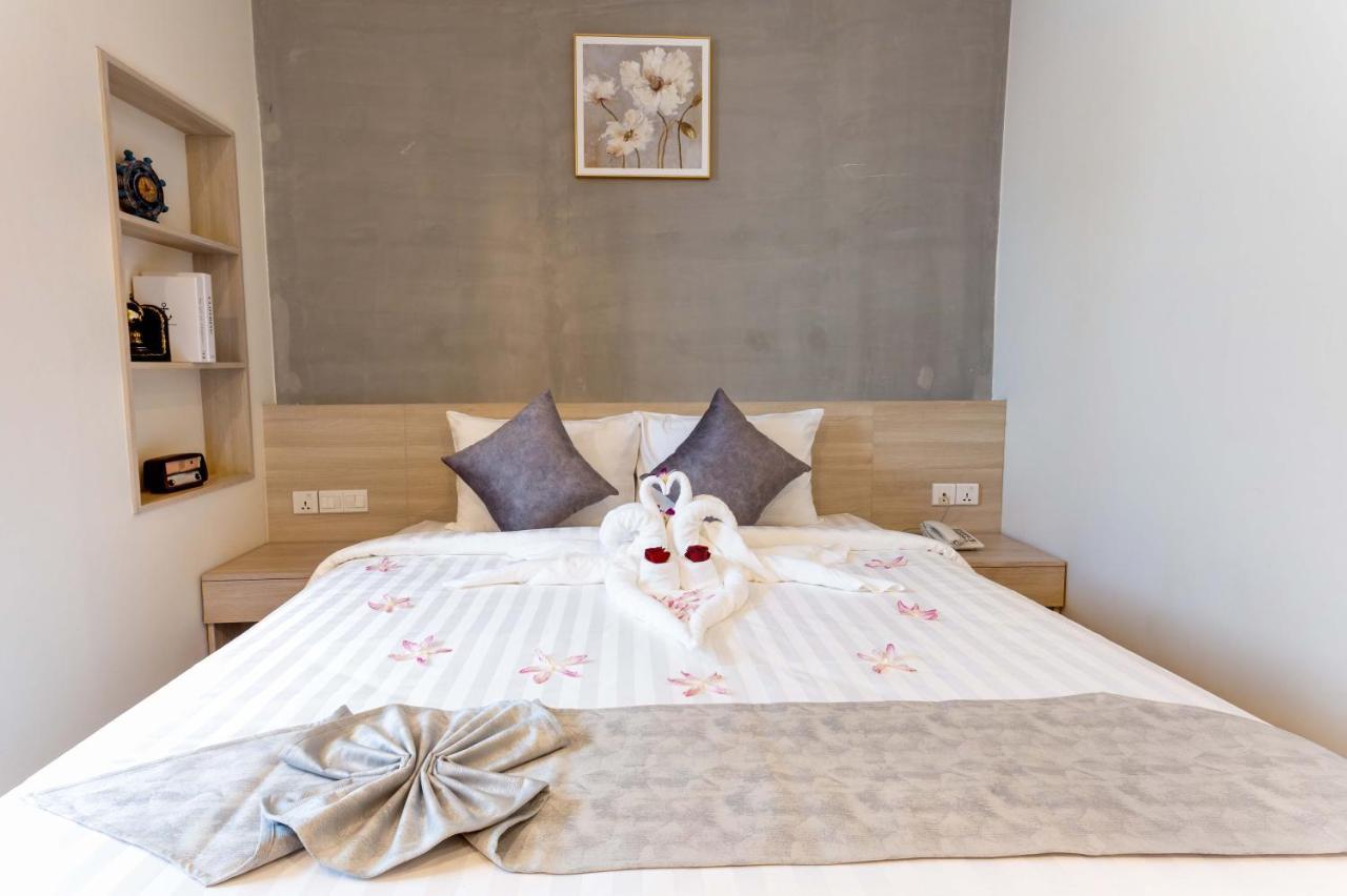 Joli Hotel 프놈펜 외부 사진