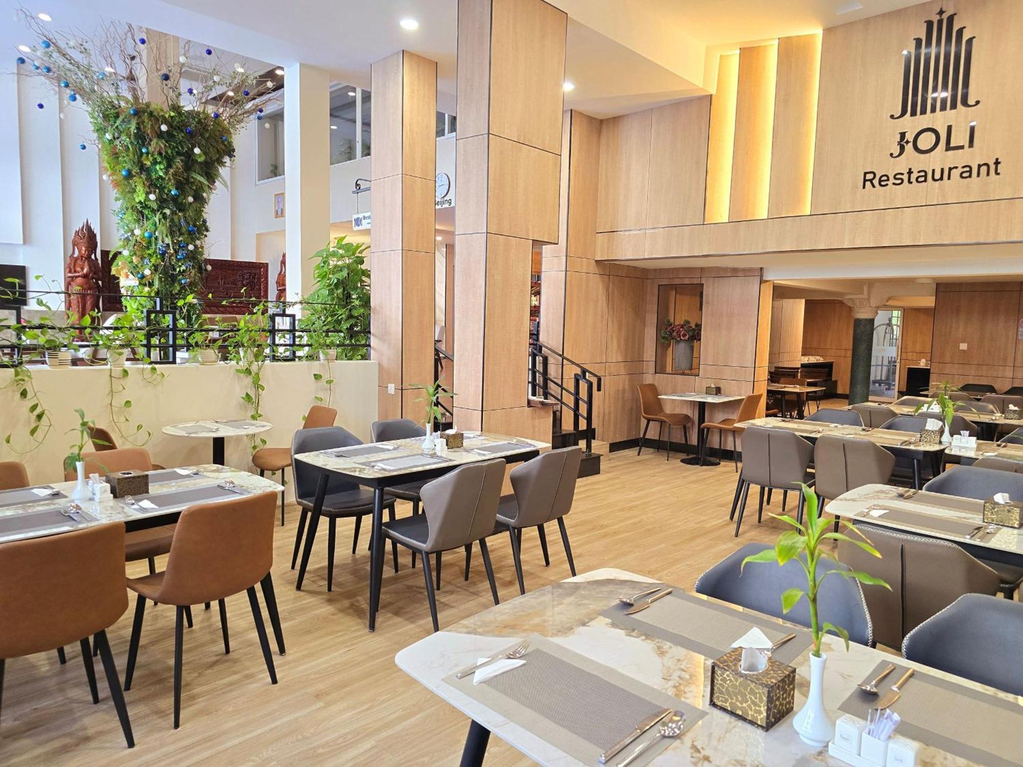 Joli Hotel 프놈펜 외부 사진